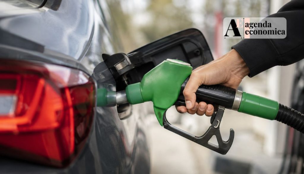Accise mobili sulla benzina: come funziona il piano del Governo